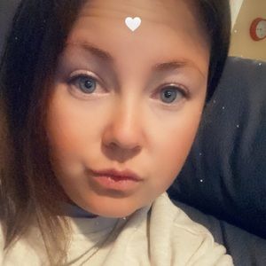 Meet your Posher, Kiaya